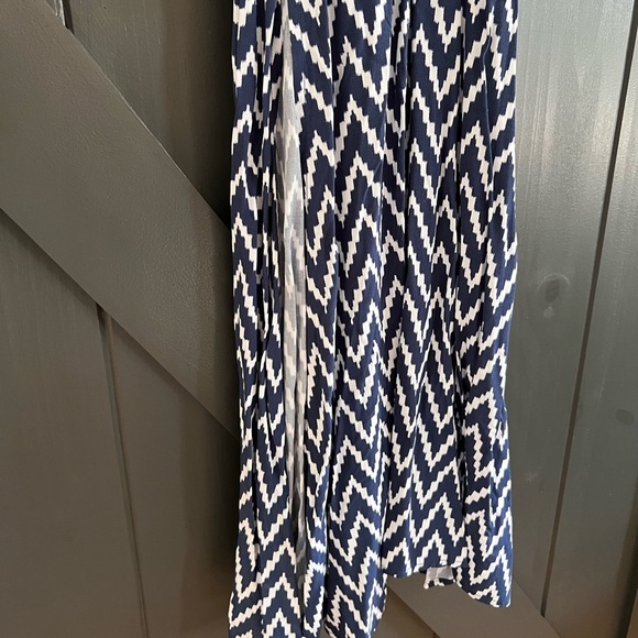 Gap Blue and White V-Neck Maxi Dress - Picture 5 of 5